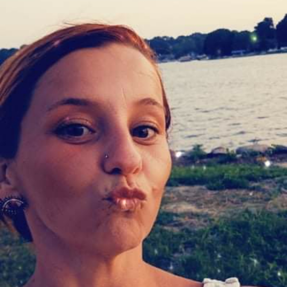 Meet your Posher, Amanda